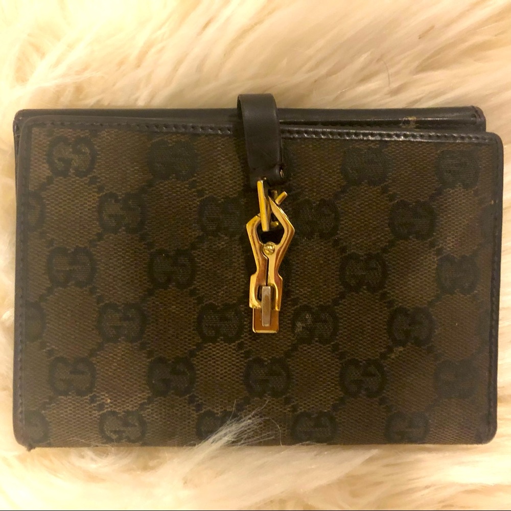 Gucci wallet dark brown